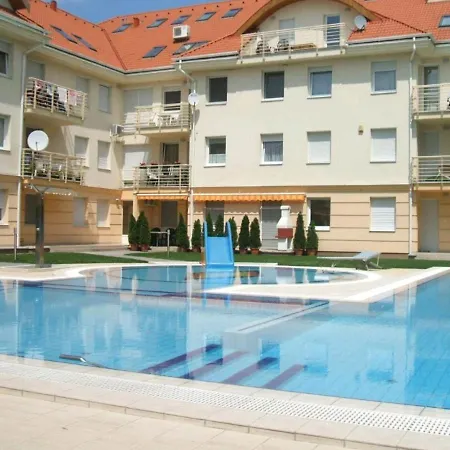 Relax Wellness Studio Appartamento Hajdúszoboszló